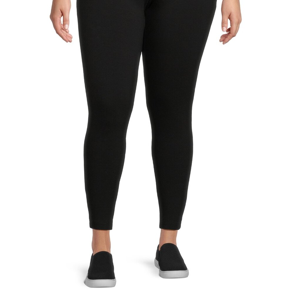 "Skyward Curves: Plus Size Leggings"